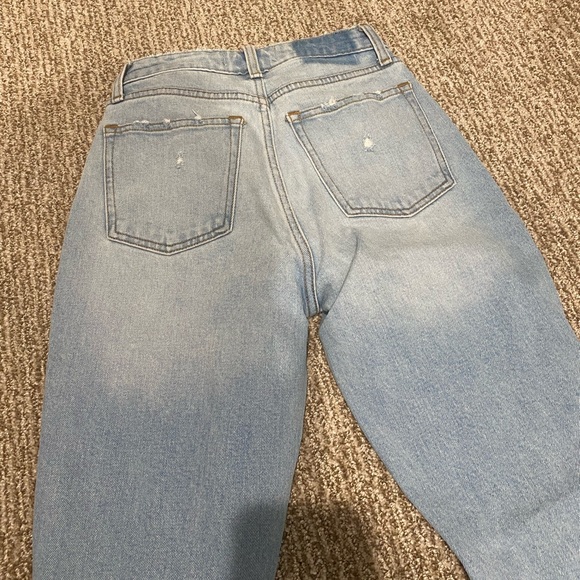 Abercrombie&Fitch Curve Love High Rise Mom Jeans - Picture 4 of 5